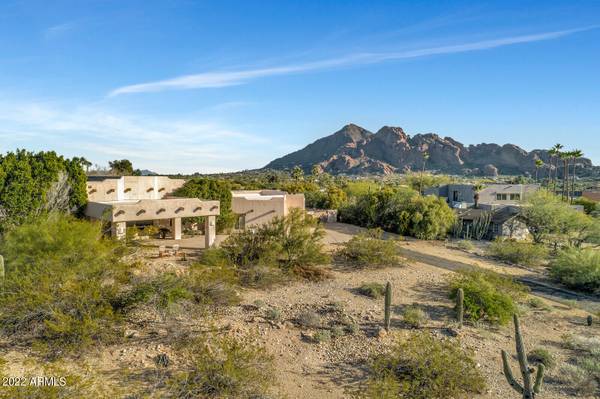 Paradise Valley, AZ 85253,6535 N HILLSIDE Drive