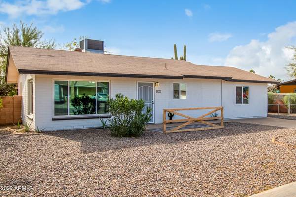 Apache Junction, AZ 85119,821 E ESTEVAN Avenue