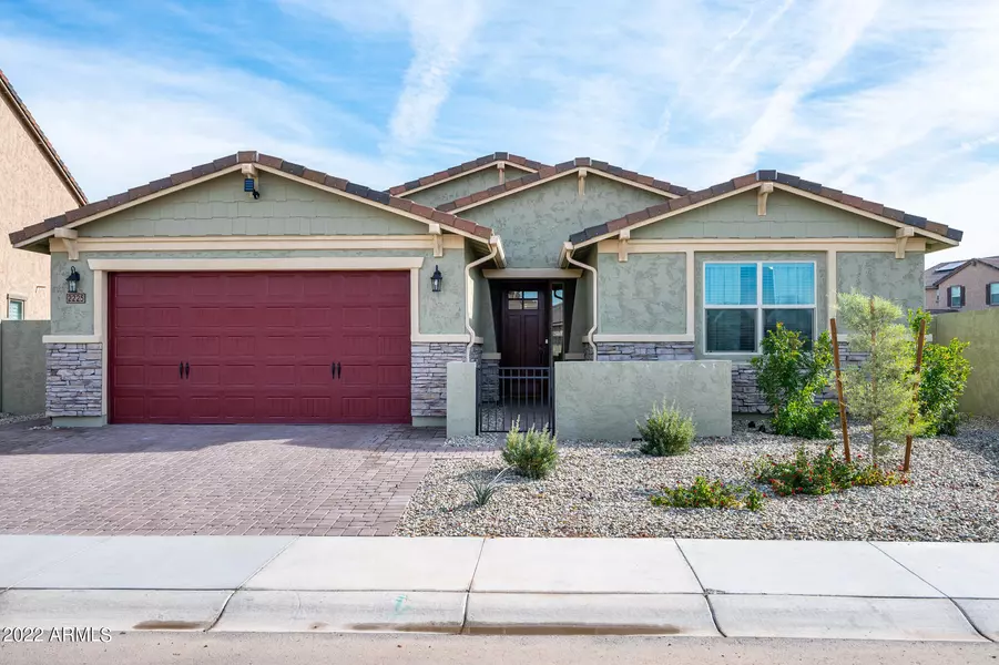 2225 N 140TH Drive, Goodyear, AZ 85395