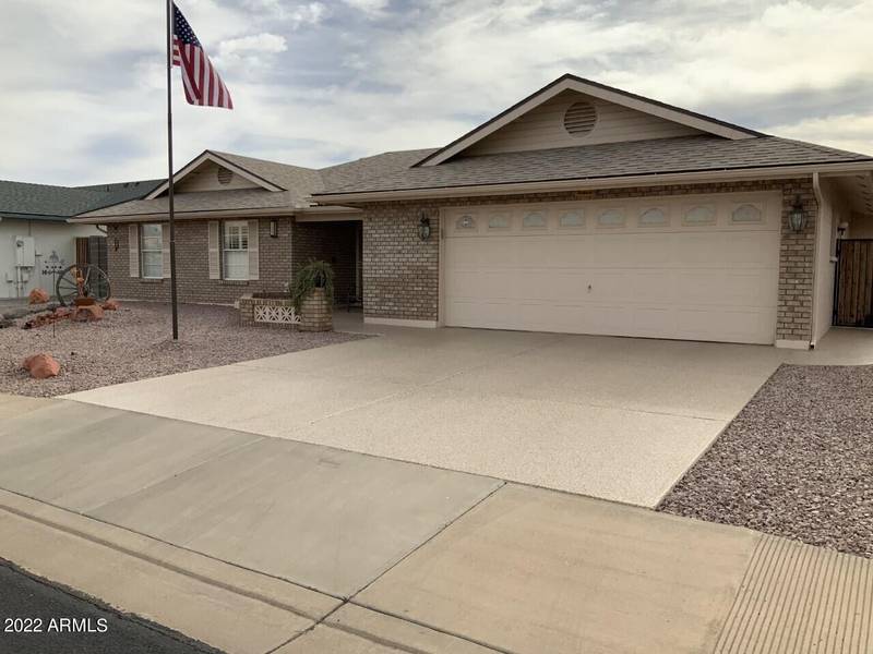 8305 E NOPAL Avenue, Mesa, AZ 85209