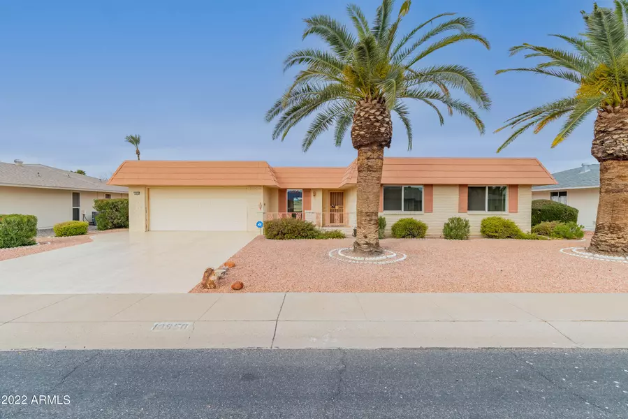 10850 W WEDGEWOOD Drive, Sun City, AZ 85351