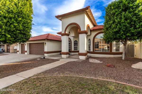 Gilbert, AZ 85233,807 W SAN MATEO Drive