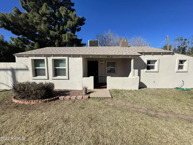 2202 N 25TH Place, Phoenix, AZ 85008