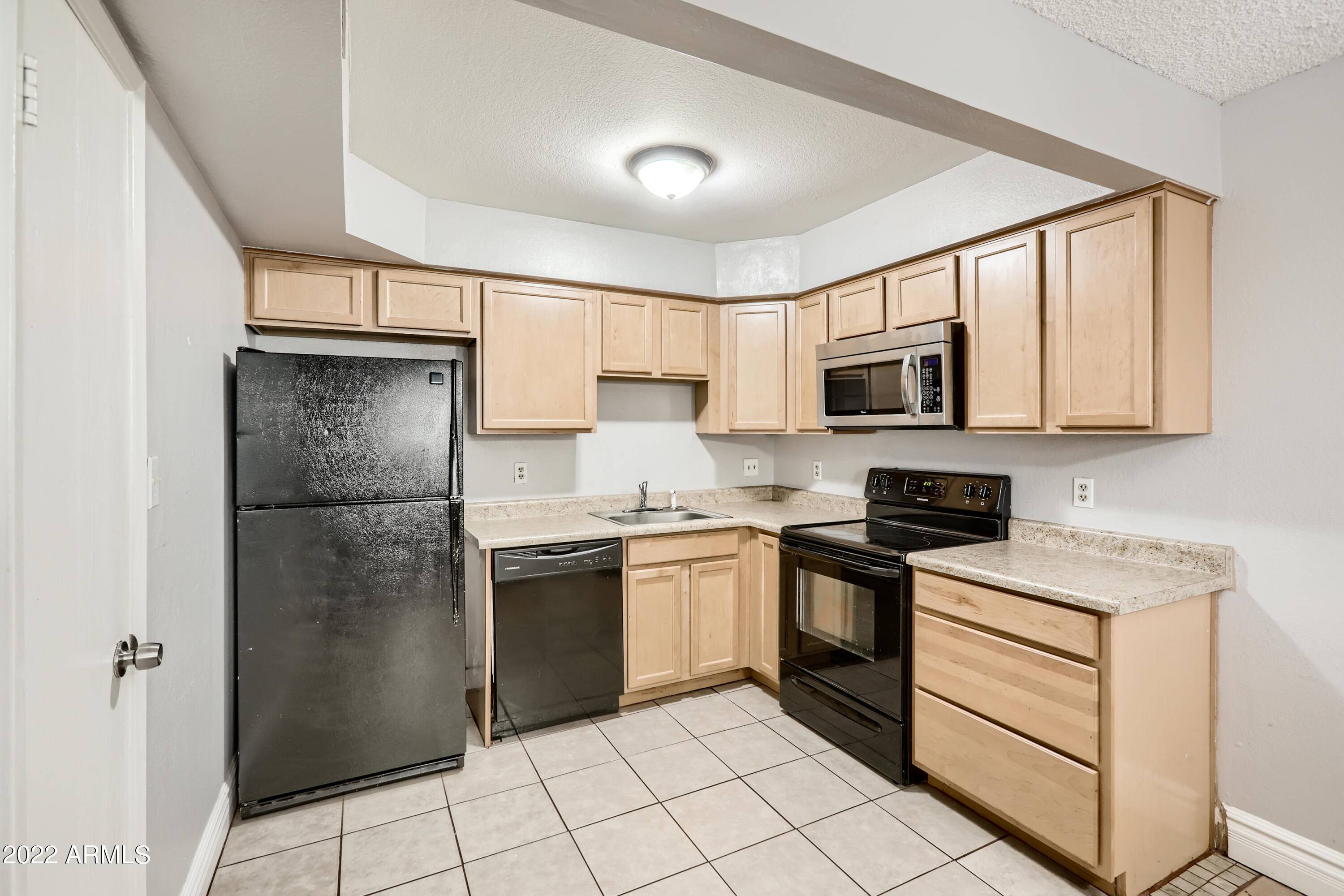 Mesa, AZ 85202,2121 S Pennington -- #50