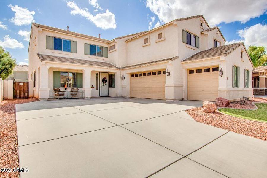 17687 W SURREY Drive, Surprise, AZ 85388