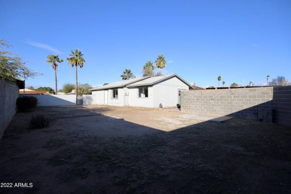 Phoenix, AZ 85053,3407 W Country Gables Drive