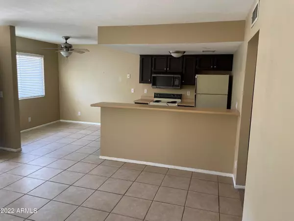 Phoenix, AZ 85016,2228 E CAMPBELL Avenue #208