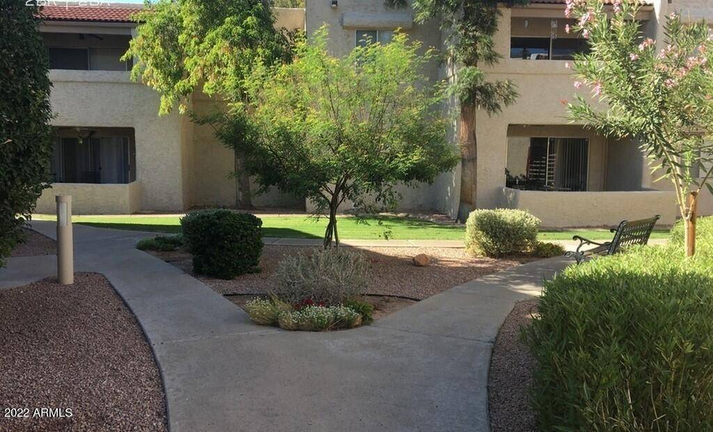 Phoenix, AZ 85032,4444 E PARADISE VILLAGE Parkway #273