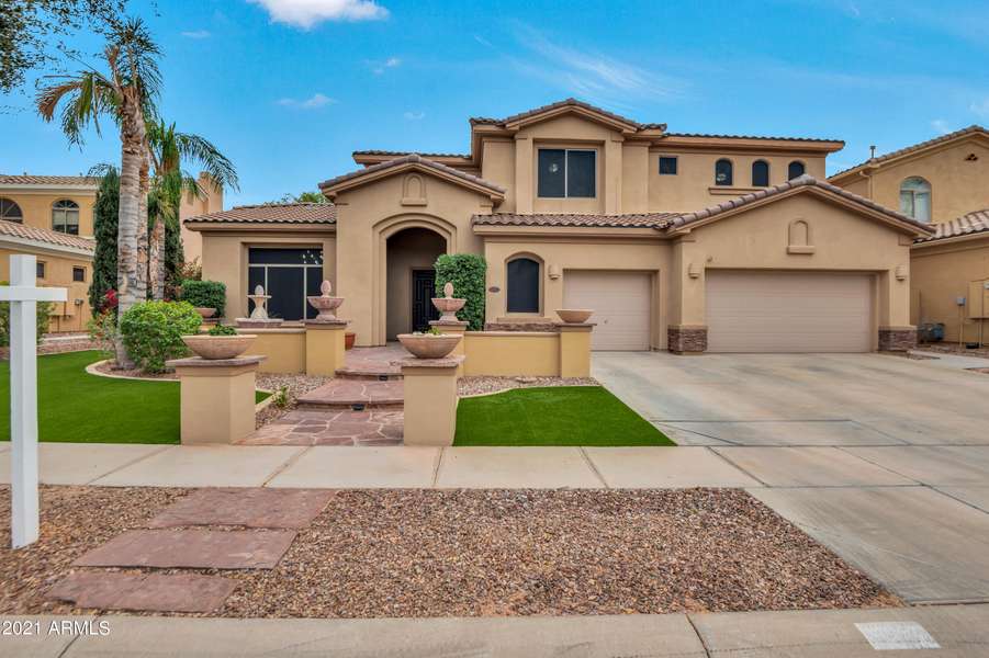 4463 E CARRIAGE Way, Gilbert, AZ 85297