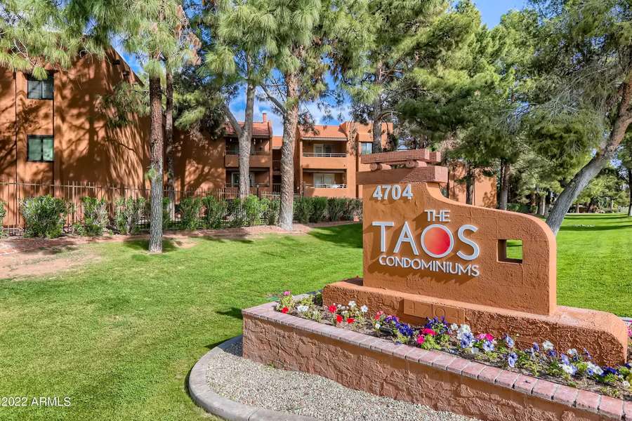 4704 E PARADISE VILLAGE Parkway N #216, Phoenix, AZ 85032