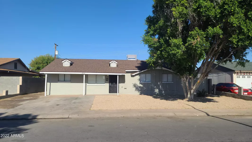 6920 W HAZELWOOD Street, Phoenix, AZ 85033