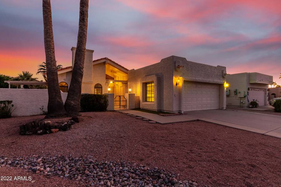 10405 E FLINTLOCK Drive, Sun Lakes, AZ 85248