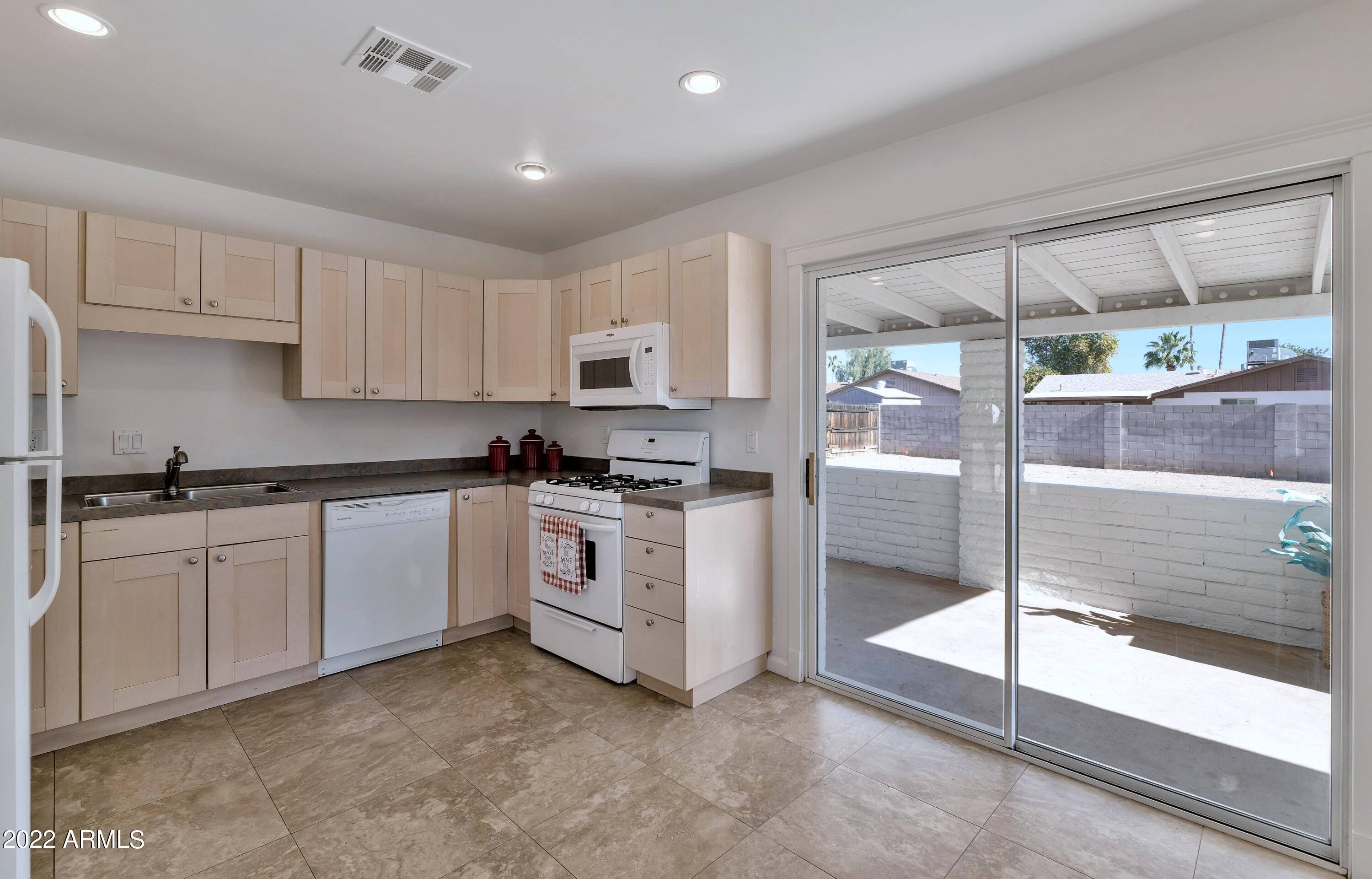 Phoenix, AZ 85032,14649 N 37th Place