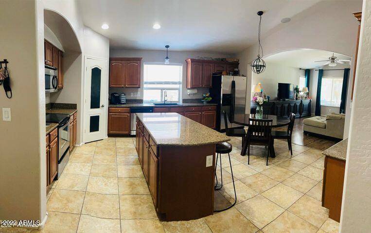 Phoenix, AZ 85024,2819 E QUIET HOLLOW Lane