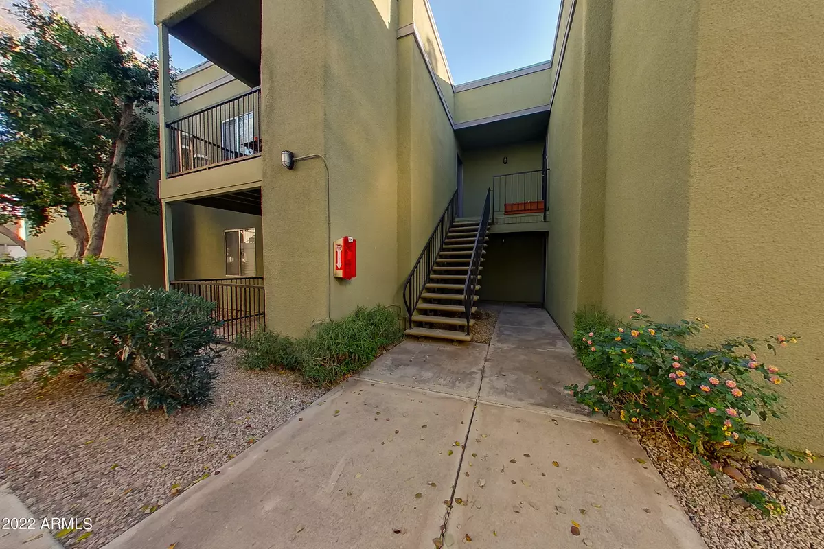 Phoenix, AZ 85013,740 W Elm Street #115