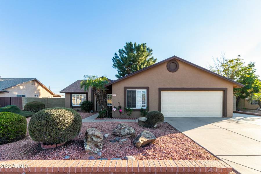 8997 W ROVEY Avenue, Glendale, AZ 85305