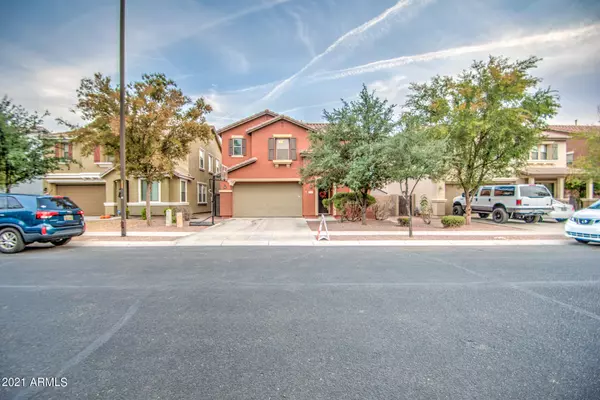 3519 E MICHELLE Way, Gilbert, AZ 85234