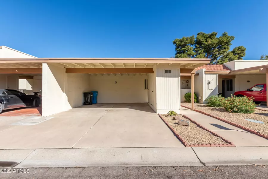 2446 W SHARON Avenue, Phoenix, AZ 85029