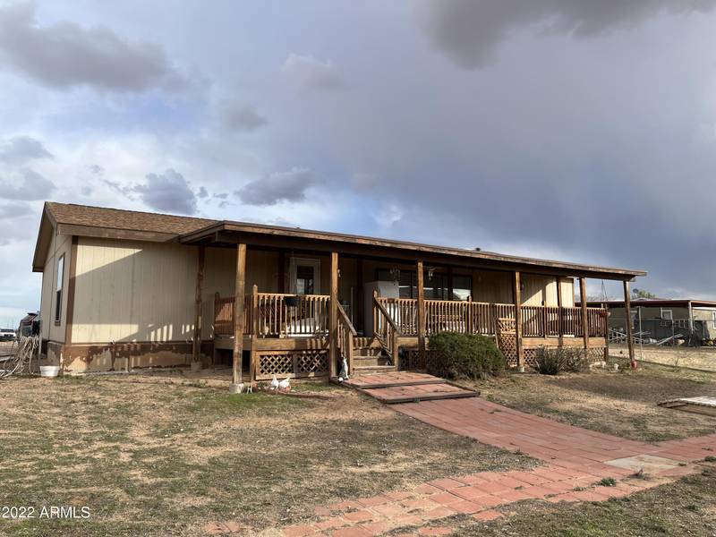 21020 W MONTGOMERY Road, Wittmann, AZ 85361