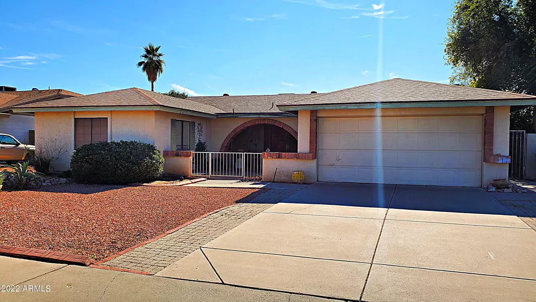 7341 W SUNNYSIDE Drive, Peoria, AZ 85345