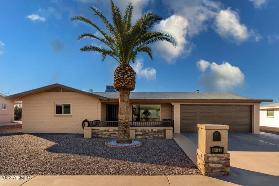 6425 E DALLAS Street, Mesa, AZ 85205