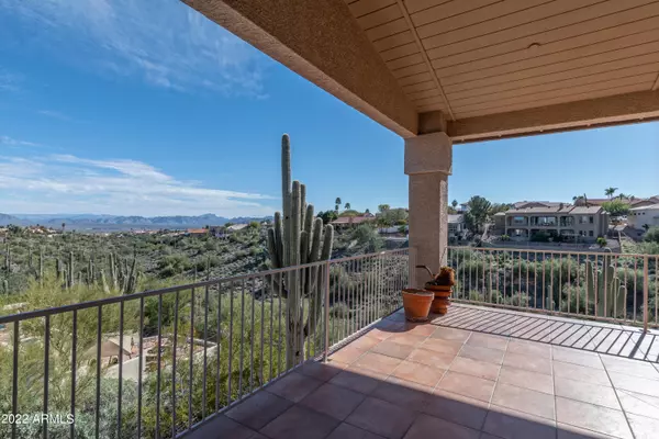 15517 E EL LAGO Boulevard E, Fountain Hills, AZ 85268