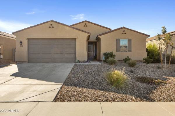 4251 W DAYFLOWER Drive, Queen Creek, AZ 85144