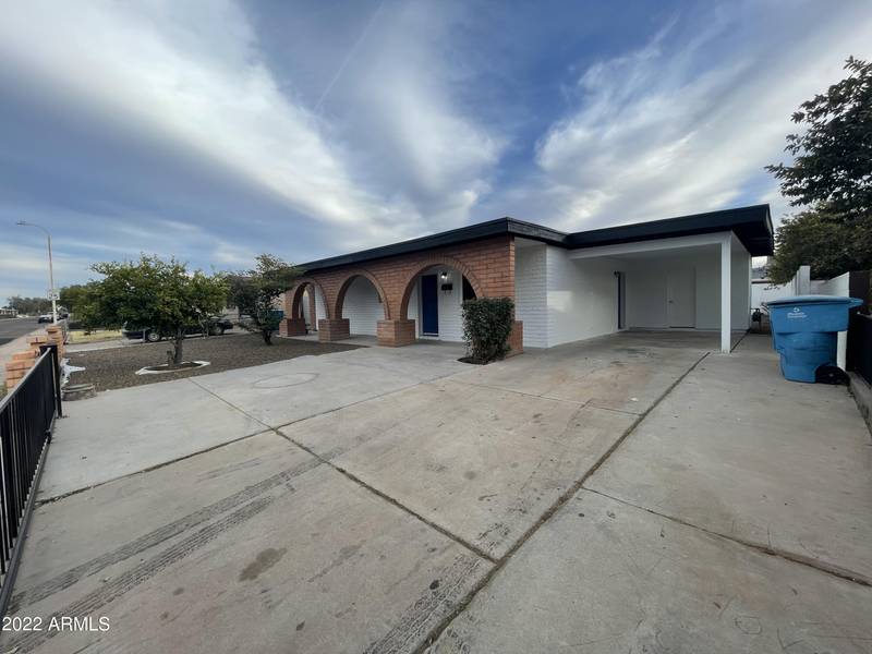 1817 W VINEYARD Road, Phoenix, AZ 85041