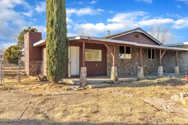 2370 S EDDS SAND Trail, Humboldt, AZ 86329