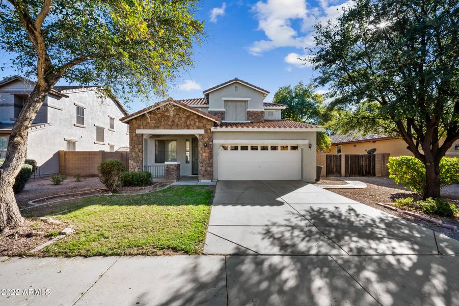 1527 E NIGHTINGALE Lane, Gilbert, AZ 85298