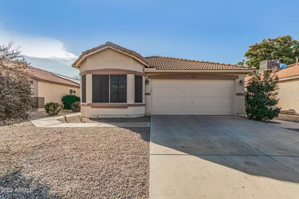 985 E VERNOA Street, San Tan Valley, AZ 85140