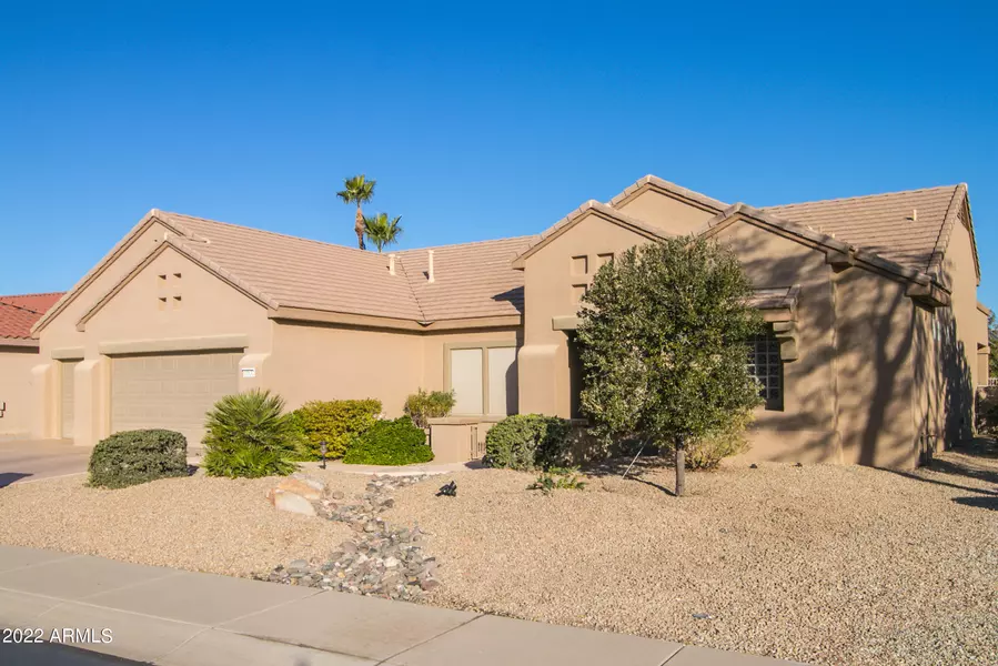 15832 W SILVER BREEZE Drive, Surprise, AZ 85374