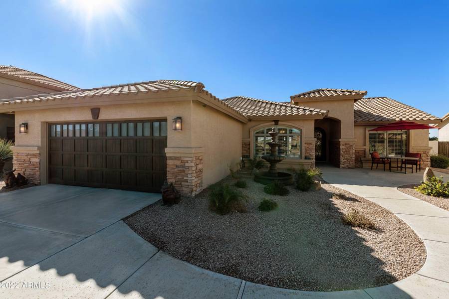 9901 E CEDAR WAXWING Drive, Sun Lakes, AZ 85248