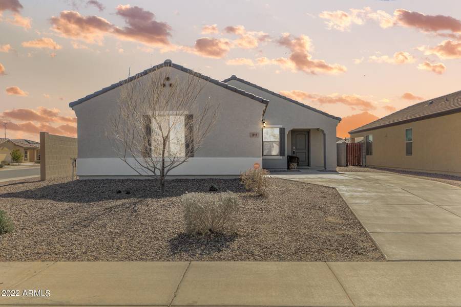 911 W PRIOR Avenue, Coolidge, AZ 85128