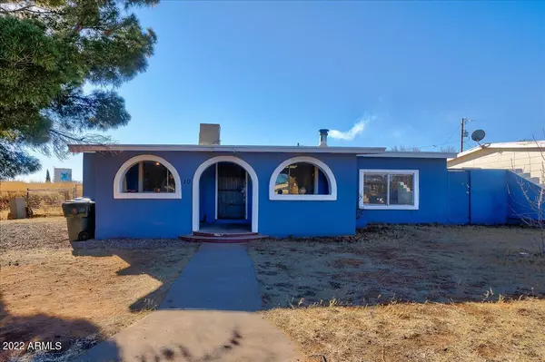 10 WHITTON Street, Sierra Vista, AZ 85635