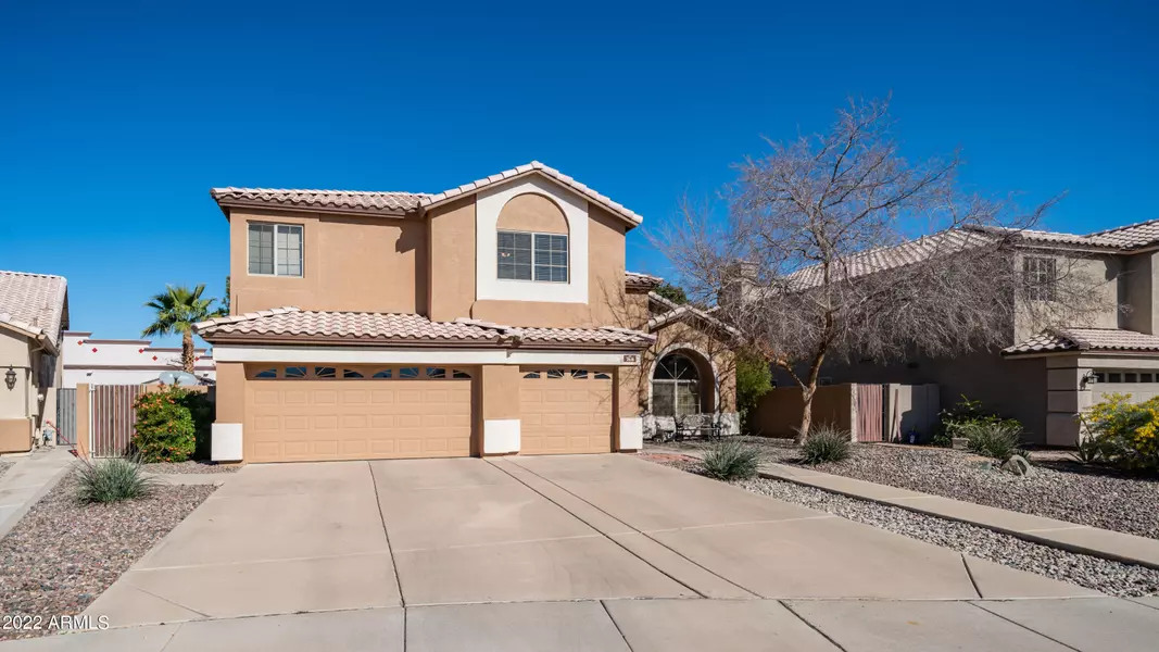 768 W STOTTLER Place, Gilbert, AZ 85233