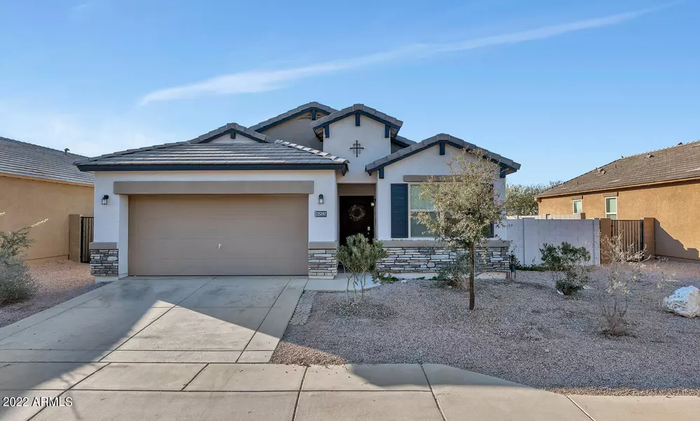 25197 W BURGESS Lane, Buckeye, AZ 85326