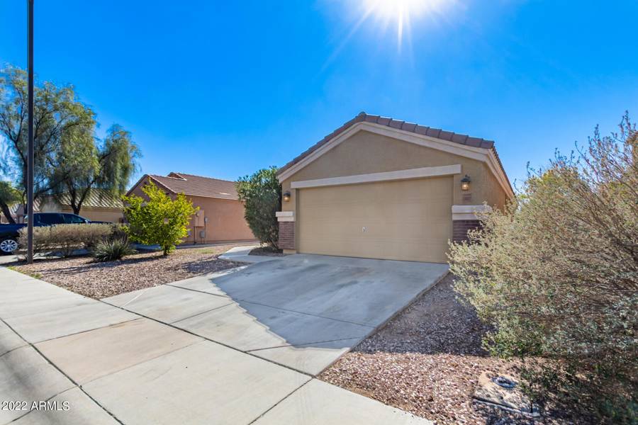 24007 W HUNTINGTON Drive, Buckeye, AZ 85326