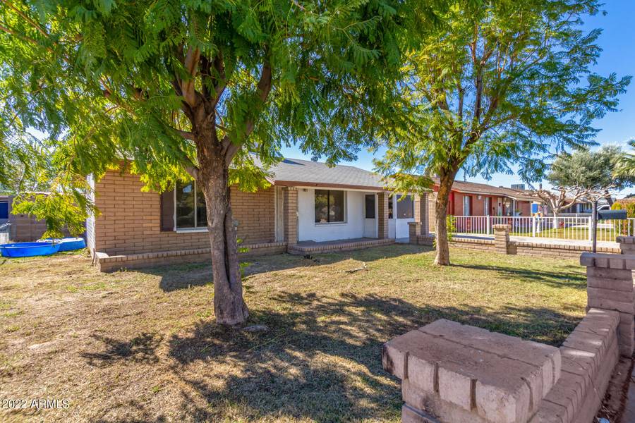 7811 W OREGON Avenue, Glendale, AZ 85303