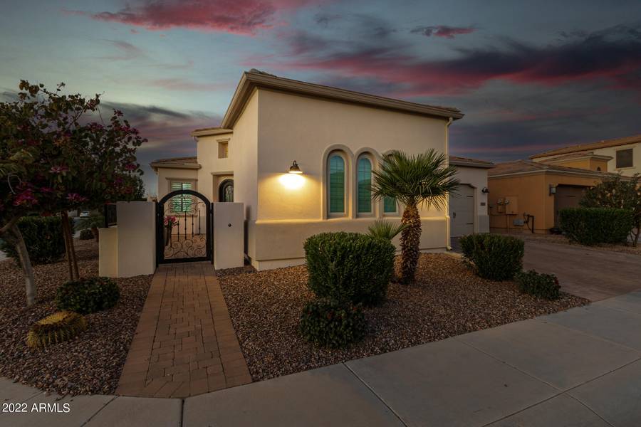 1502 E COPPER Hollow, San Tan Valley, AZ 85140