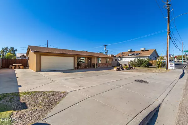 Phoenix, AZ 85022,2125 E SWEETWATER Avenue
