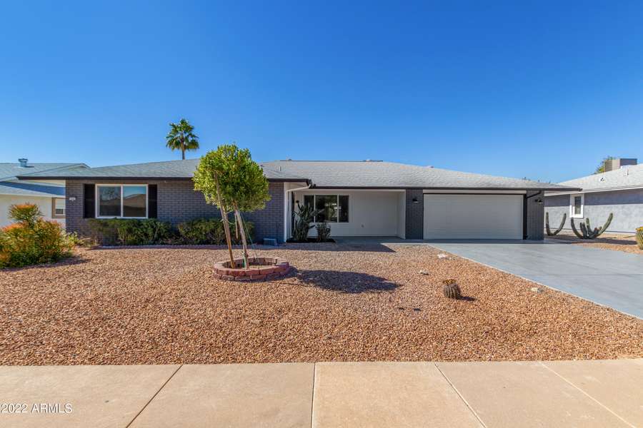 13443 W ASHWOOD Drive, Sun City West, AZ 85375