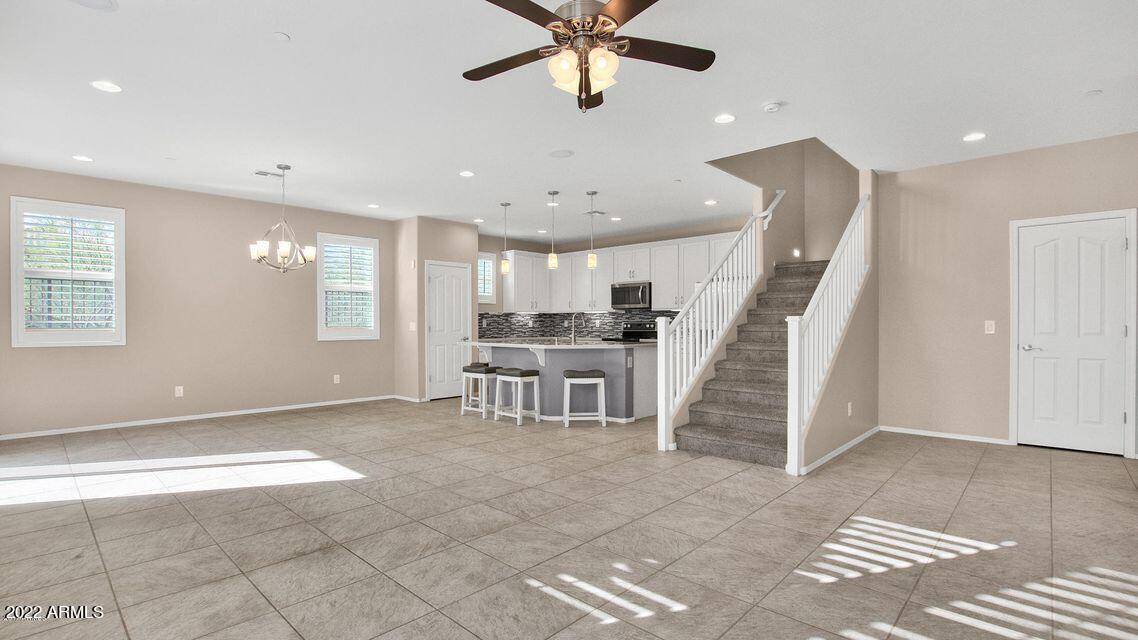 Phoenix, AZ 85032,4709 E BETTY ELYSE Lane