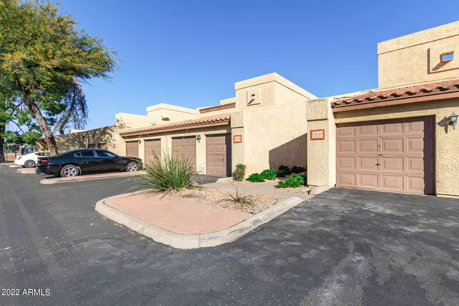 8231 N 21st Drive #E105, Phoenix, AZ 85021