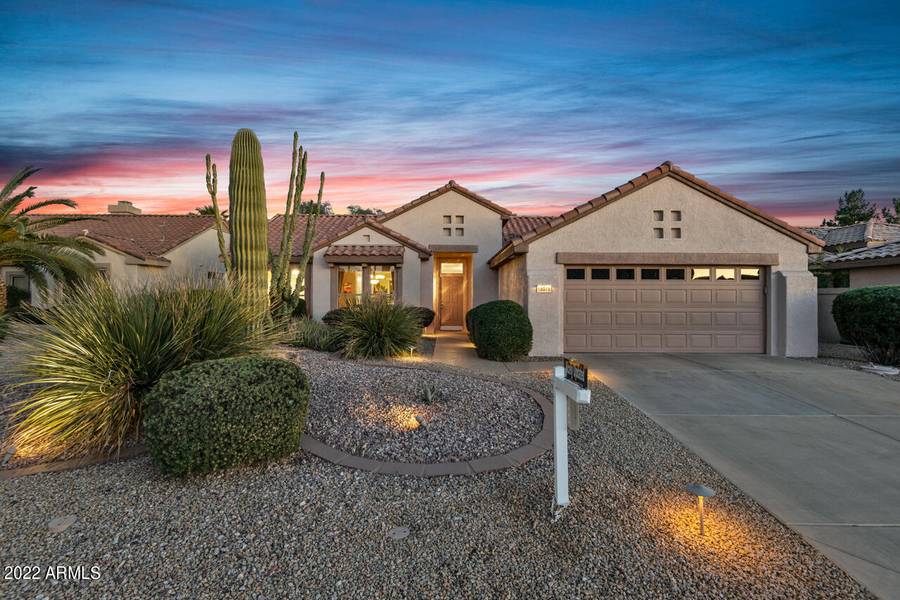 18075 N SADDLE RIDGE Drive, Surprise, AZ 85374