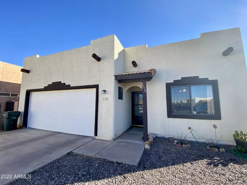 1010 DESERT OAK Place, Sierra Vista, AZ 85635