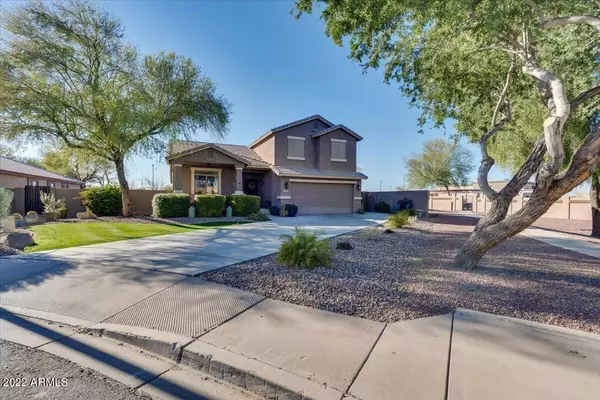 4102 S GOLDFINCH Drive, Gilbert, AZ 85297