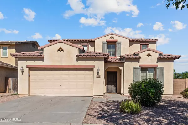 7910 W WINSLOW Avenue, Phoenix, AZ 85043