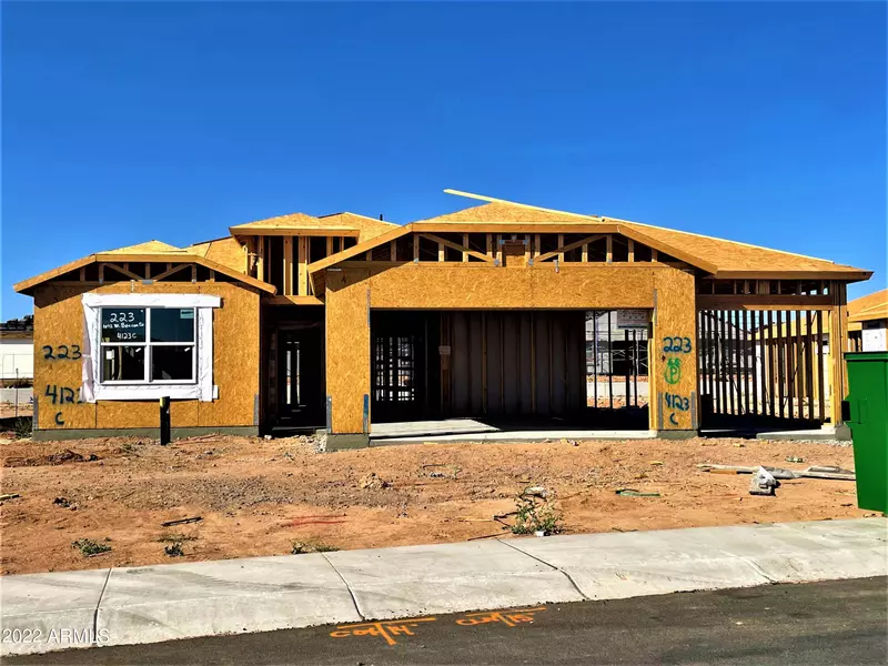 1072 W BEACON Drive, Casa Grande, AZ 85122