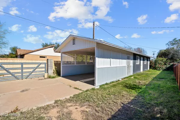 Phoenix, AZ 85009,2142 W CAMBRIDGE Avenue